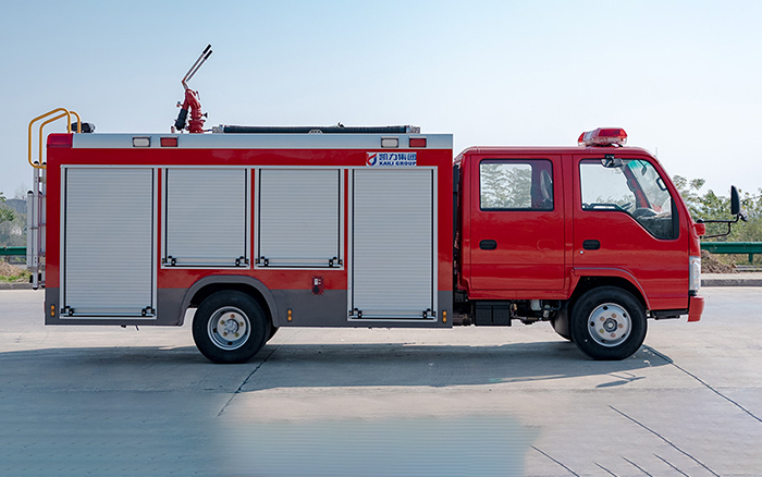 五十铃700P泡沫消防车