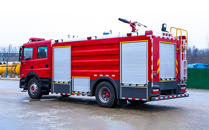 东风D9泡沫消防车