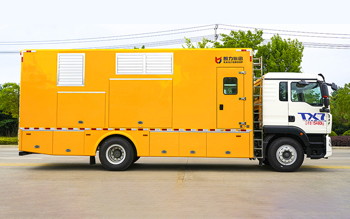 豪沃排水车3000-4000方