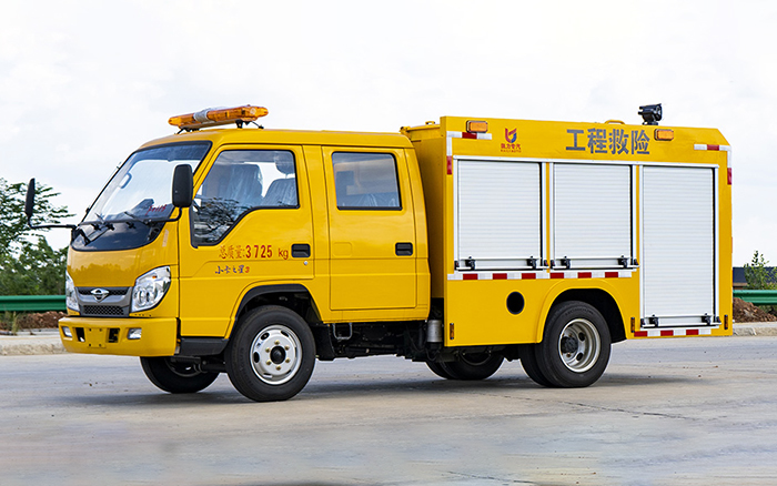 小卡之星3双排消防洒水车