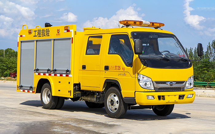 小卡之星3双排消防洒水车