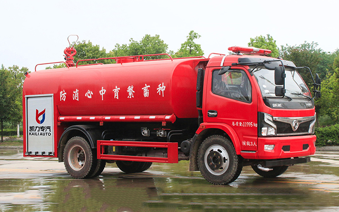 东风大多利卡消防洒水车