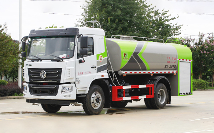 东风华神消防洒水车