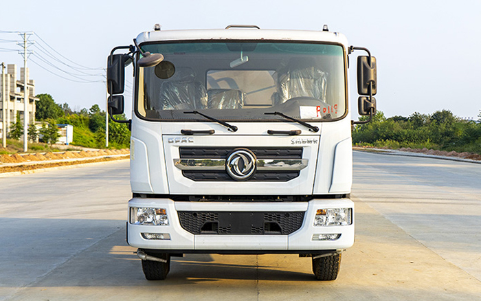 东风D9消防洒水车