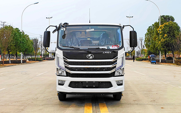 上汽跃进纯电洗扫车