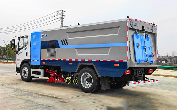 上汽跃进纯电洗扫车