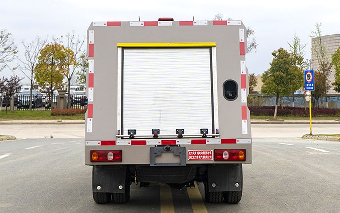 长安神骐纯电路面清洗车