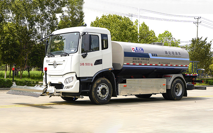 东风天锦纯电路面清洗车