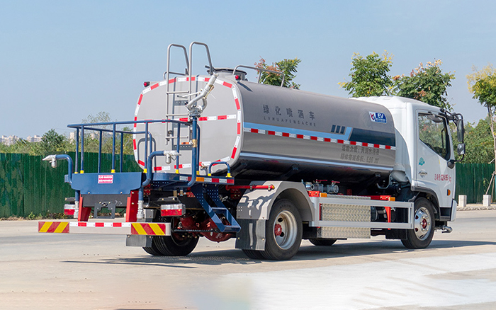 东风凯普特纯电绿化喷洒车