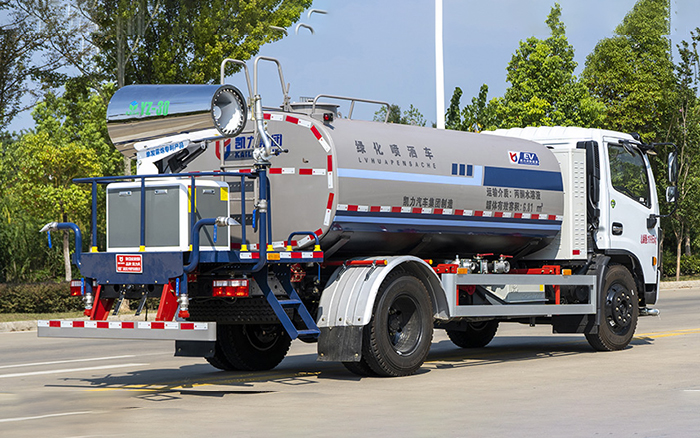 东风福瑞卡混动绿化喷洒车