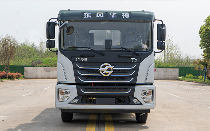 华神T5纯电绿化喷洒车