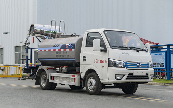 东风华神纯电多功能抑尘车