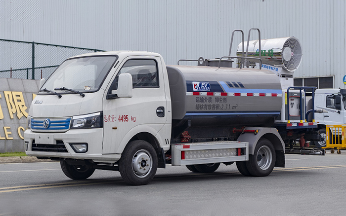 东风华神纯电多功能抑尘车