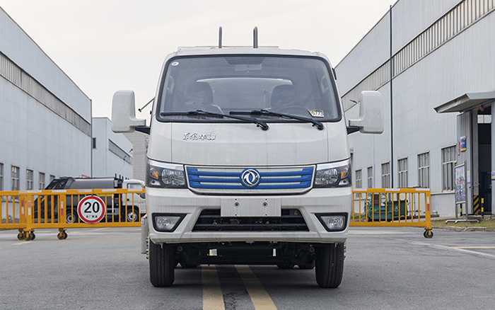 东风华神纯电多功能抑尘车