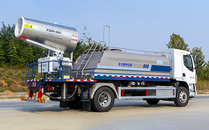 东风柳汽M3纯电多功能抑尘车