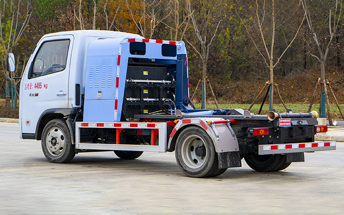 福田领航S1纯电车厢可卸式垃圾车