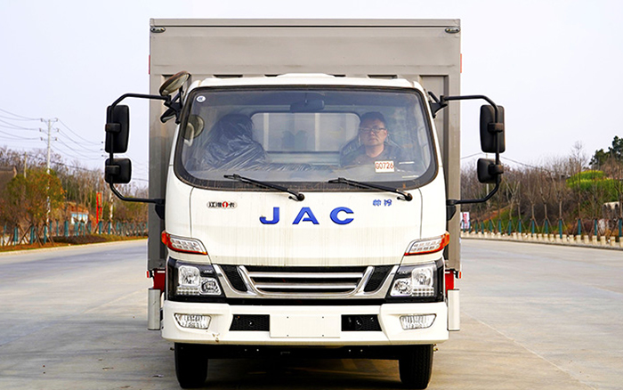 江淮骏铃纯电密封式桶装垃圾车