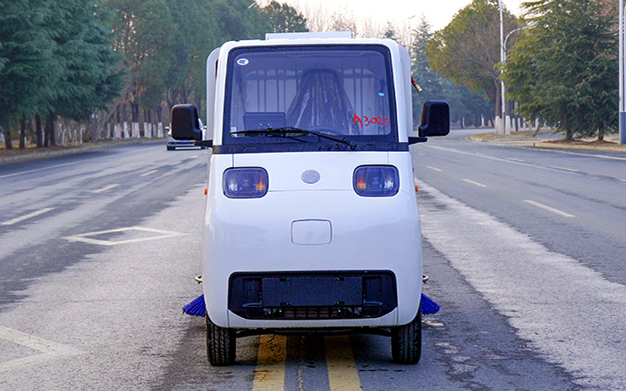 活越神童纯电扫路车