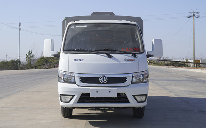 东风途逸纯电扫路车