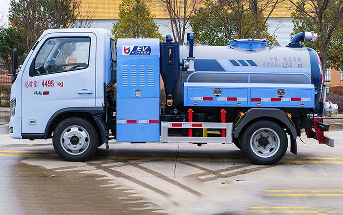 福田领航S1纯电吸粪车
