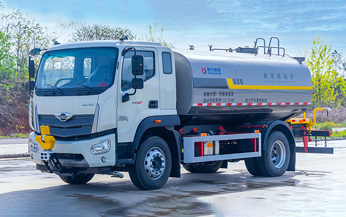 瑞沃ES7洒水车