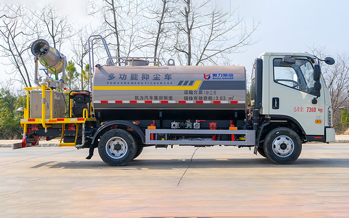 福田H2绿化喷洒车