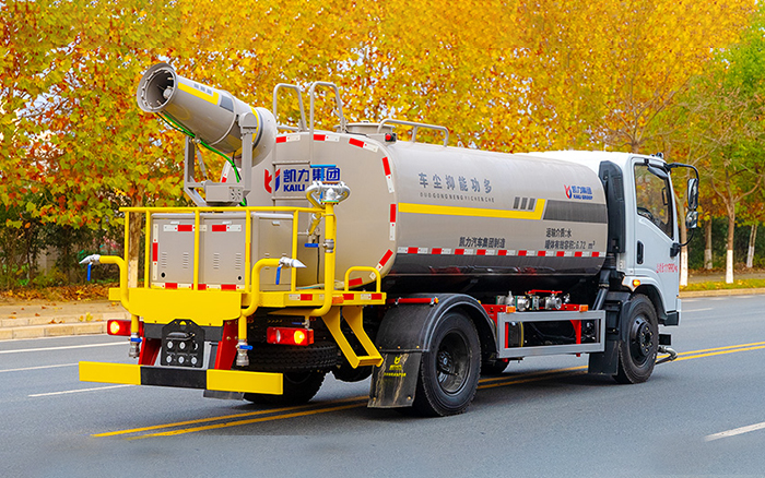 东风华神T1绿化喷洒车