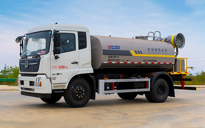 东风天锦绿化喷洒车