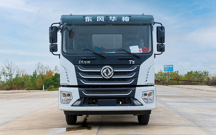 华神T5绿化喷洒车