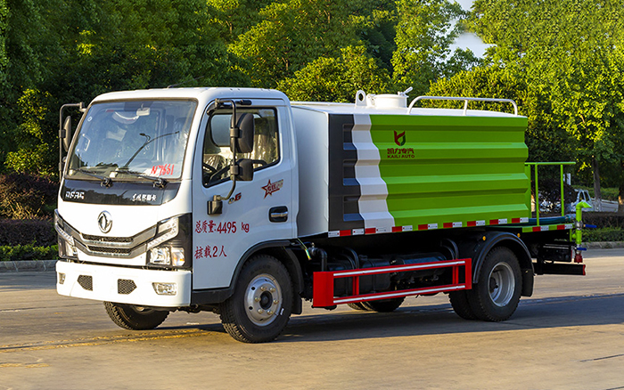 小多利卡多功能抑尘车