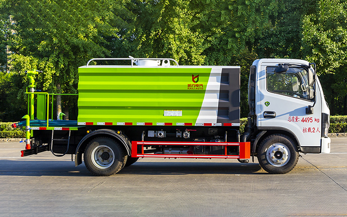 小多利卡多功能抑尘车