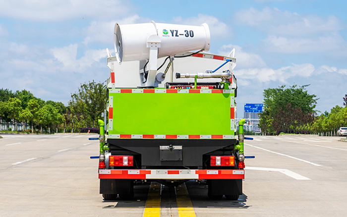 重汽豪曼多功能抑尘车