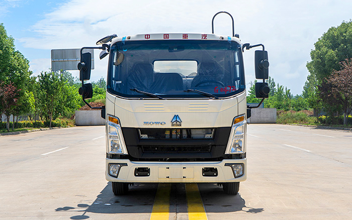 重汽豪曼多功能抑尘车