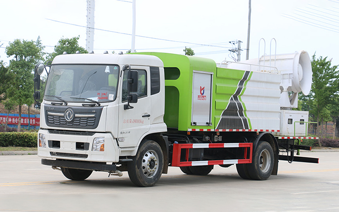 东风天锦多功能抑尘车