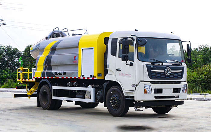 东风天锦多功能抑尘车