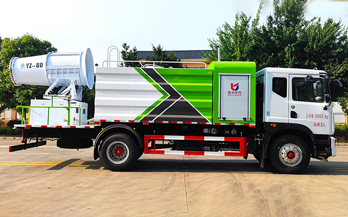 东风D9多功能抑尘车