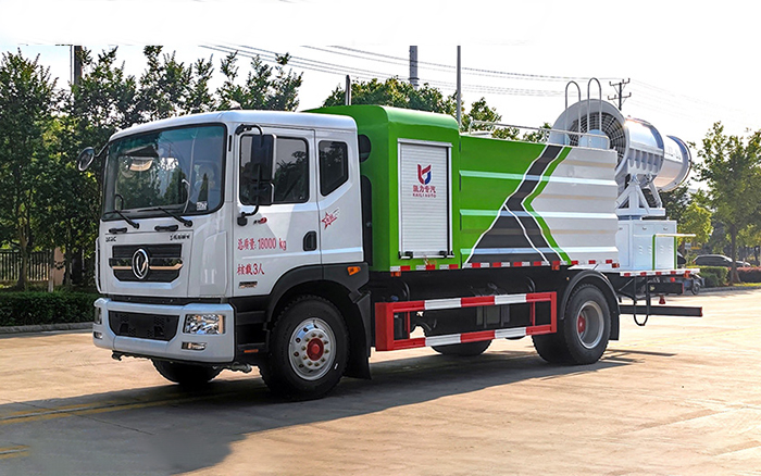 东风D9多功能抑尘车