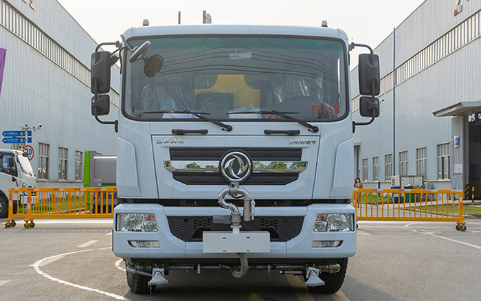 东风D9多功能抑尘车