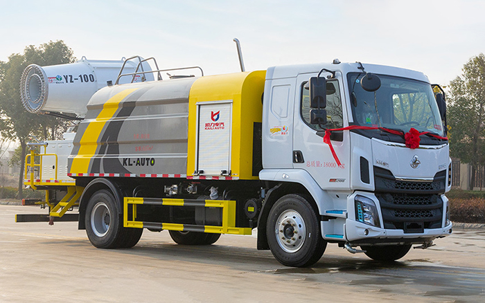 柳汽M3多功能抑尘车