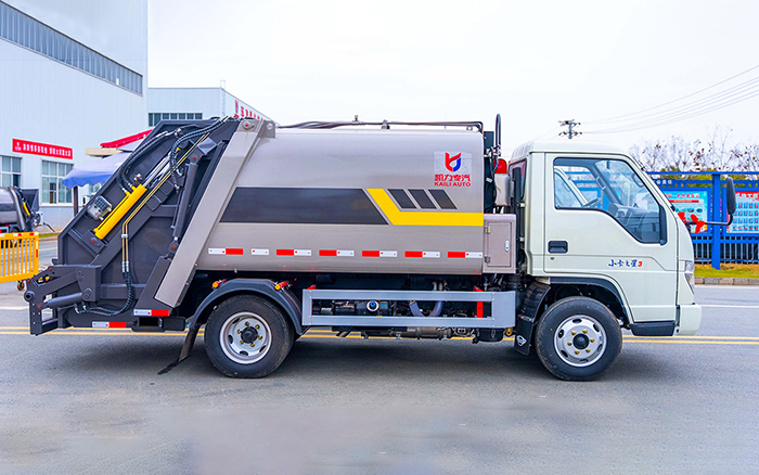 福田小卡之星3压缩式垃圾车