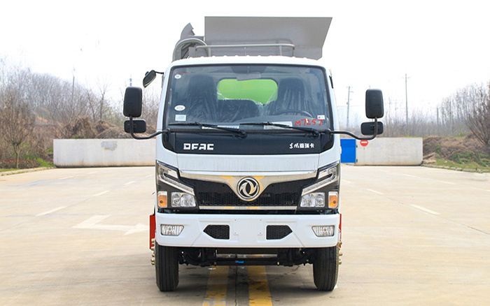 东风D6圆罐餐厨式垃圾车