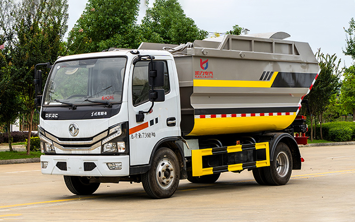 小多利卡自装卸式垃圾车 后装