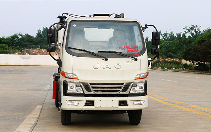 骏铃V3自装卸式垃圾车 后装