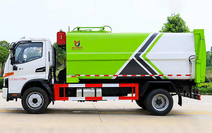 江淮侧装压缩垃圾车