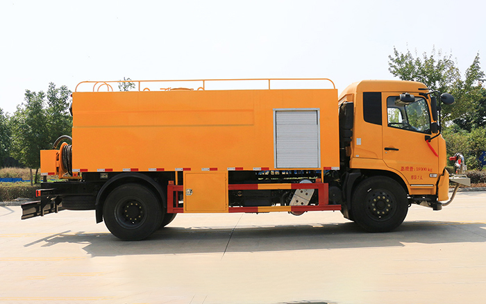 东风天锦高压清洗车