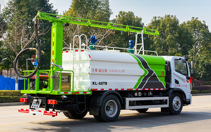 东风华神T3铁路抑尘车