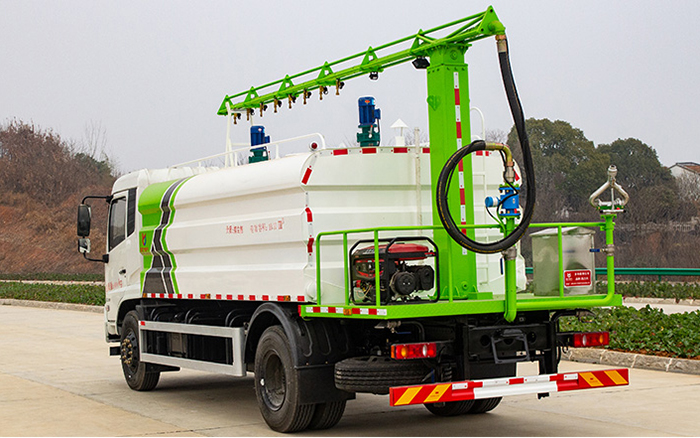 东风天锦铁路抑尘车