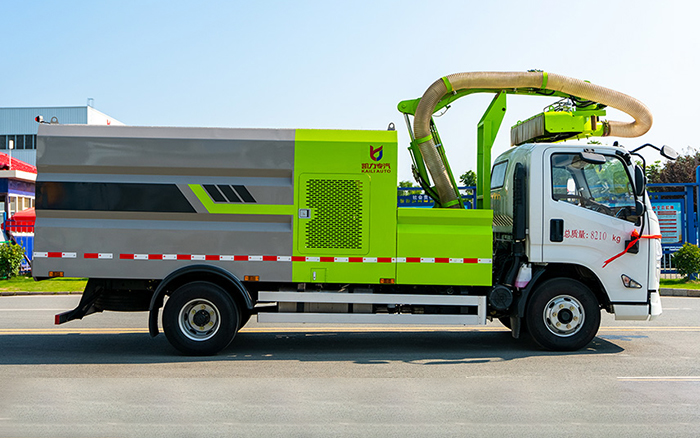 江铃凯锐绿篱修剪车