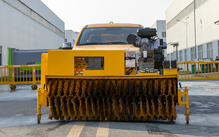 福田四驱除雪车