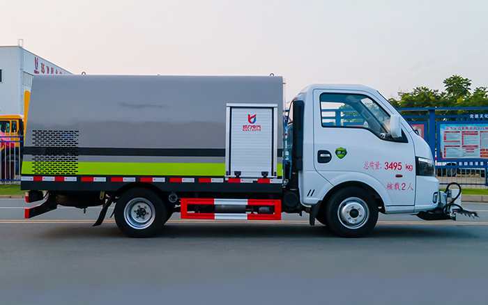 途逸路面养护车